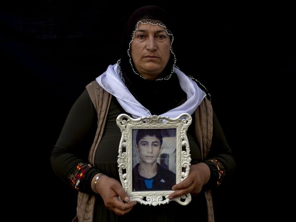 a Diyarbakır'daki ailelerin oturma eylemi 11'inci gününde