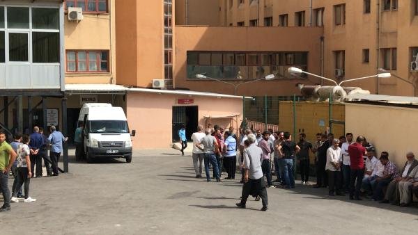 Şehit oğlunun mezarına giderken kazada öldü