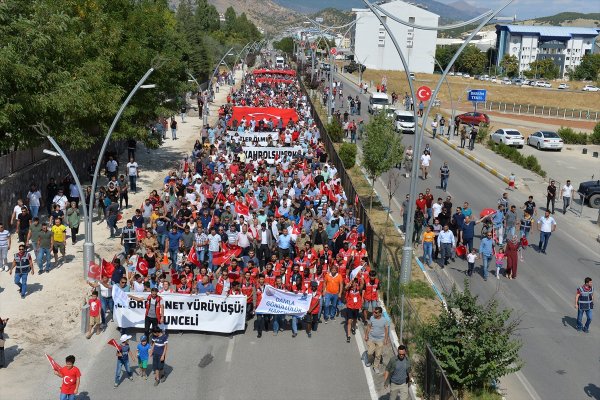 Doğu illerinde teröre tepki yürüyüşleri