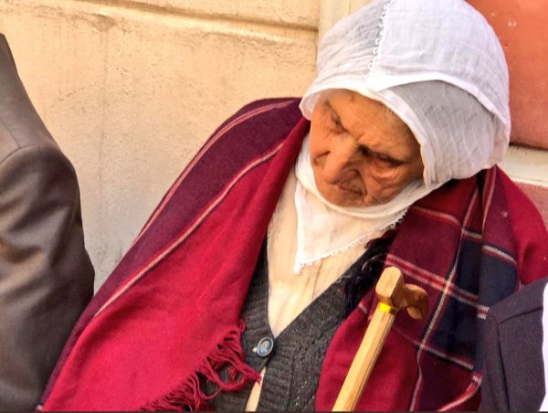 Diyarbakır'da annelerin nöbeti sürüyor