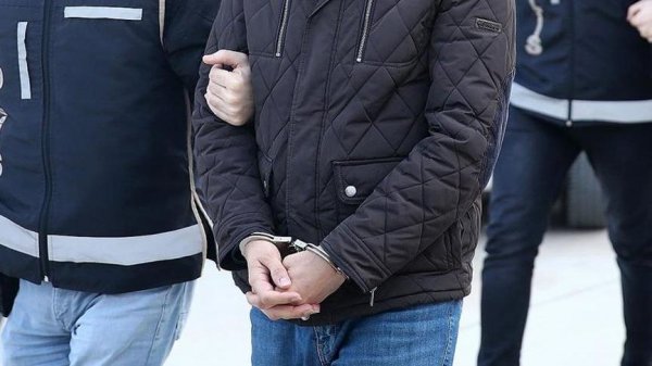 İzmir'de FETÖ operasyonu