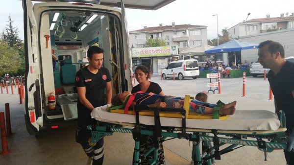 i Çocuklu ailelerin izlemesi gereken kaza videosu