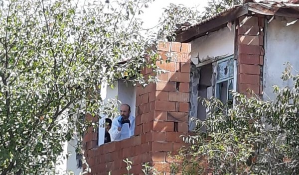 Kavga ettiği eşini 8 yerinden bıçaklayarak öldürdü