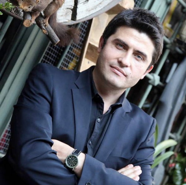 İsmet Özel hakkında yazılmış kitaplar. İsmet Özel 75 yaşında. İsmet Özel hakkında yazılmış kitaplar. İsmet Özel 75 yaşında.