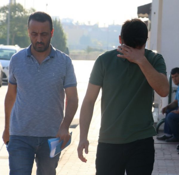 i Sosyal medyada galeyana gelen mahalleliye şafak baskını