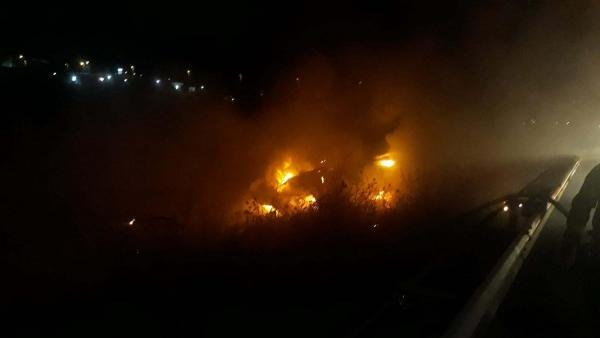 Tır iş makinesine çarptı: 2 yaralı