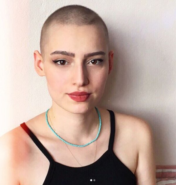 Neslican Tay kimdir? Demir Kadın Neslican Tay biyografisi Neslican Tay kimdir? Demir Kadın Neslican Tay biyografisi