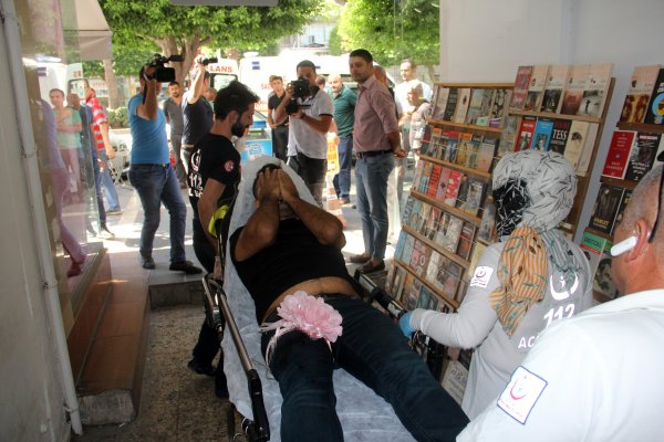 i Fotoğrafçıyı silahla yaralayıp kaçtı