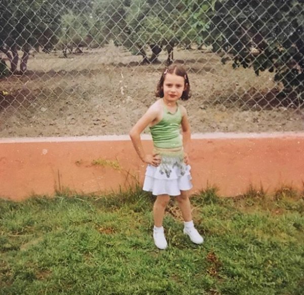 Neslican Tay kimdir? Demir Kadın Neslican Tay biyografisi Neslican Tay kimdir? Demir Kadın Neslican Tay biyografisi