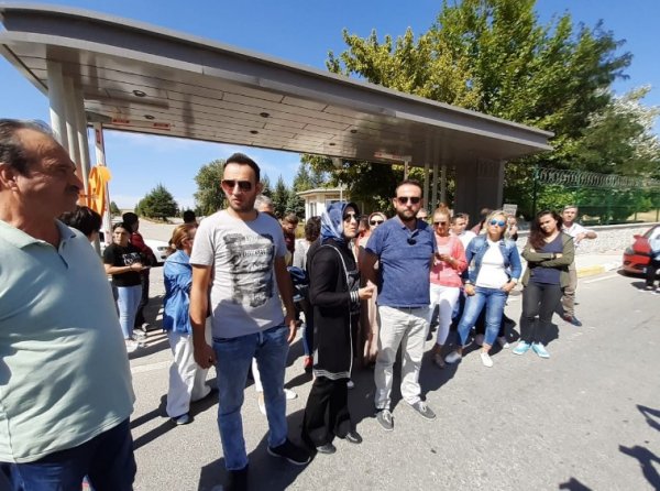 Direksiyon eğitmeni kadını darbettiler