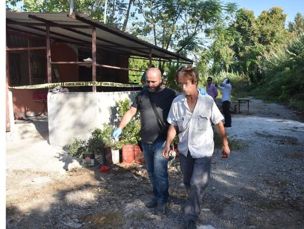d Antalya'da engelli bir kadın bıçaklanarak öldürüldü
