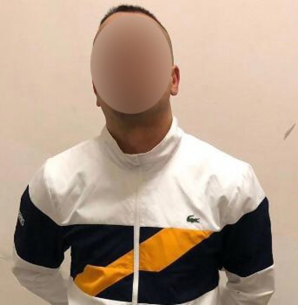 Kurbanlarını adım adım takip eden katil kamerada