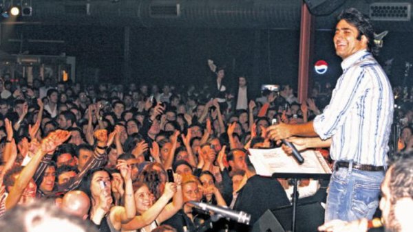 Mahsun Kırmızıgül müziğe dönüyor