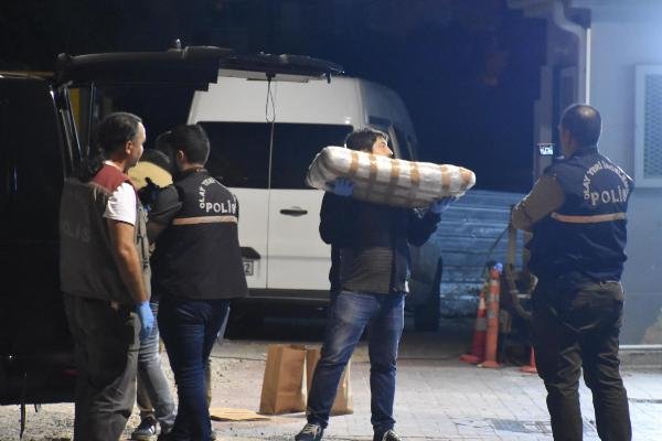 d Polisten kaçarken düşürdükleri anahtar skunka götürdü