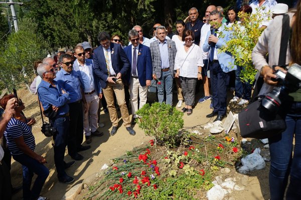 a Tuncel Kurtiz'den Ferhan Şensoy şiiri