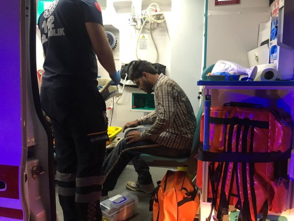 i Arnavutköy’de 50 göçmeni taşıyan tır kaza yaptı