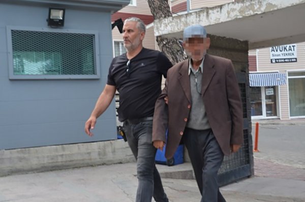 7 aydır aranan suçlu barakada yakayı ele verdi