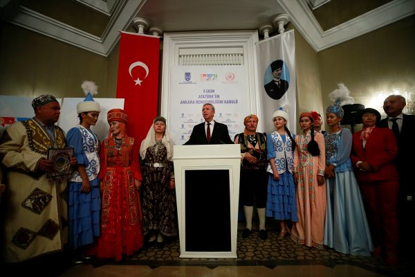 Mansur Yavaş'tan Ankara'ya bir heykel daha