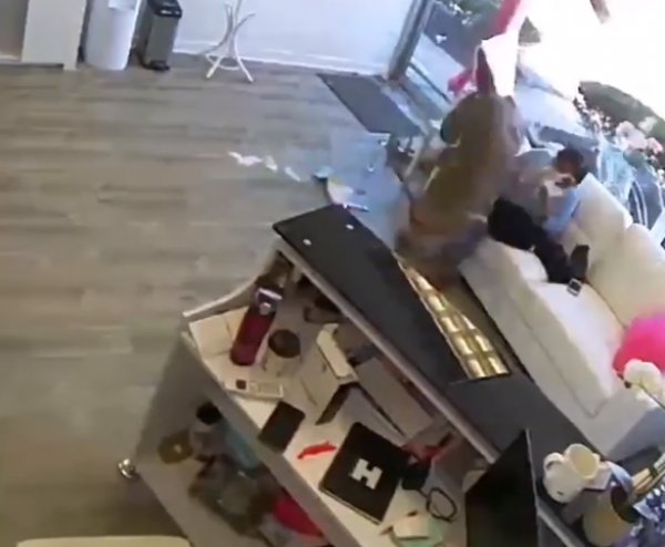 New York'ta kuaföre dalan davetsiz misafir