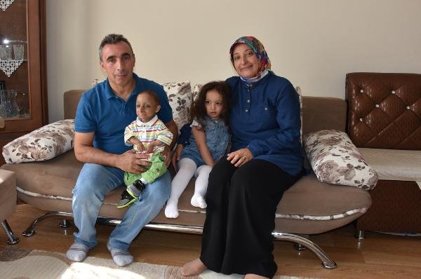 14 yaşında ve 14 kilo