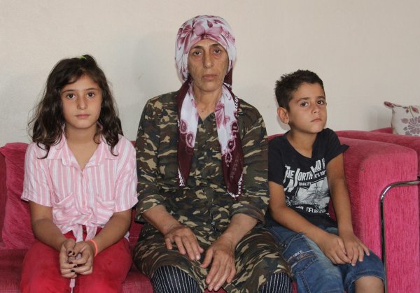 i Annelerinden vekalet alamayan çocuklar okula gidemiyor