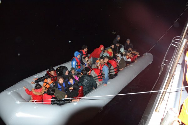 İzmir’de 263 kaçak göçmen yakalandı