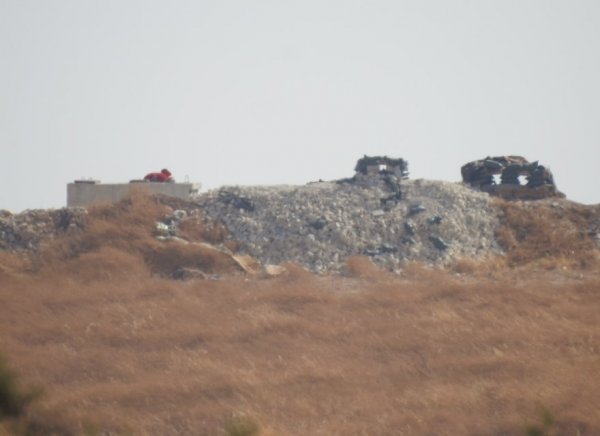 Teröristler Münbiç'in sınırından çekildi