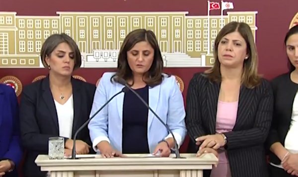 YPG'ye operasyon başladı, HDP'de yüzler düştü