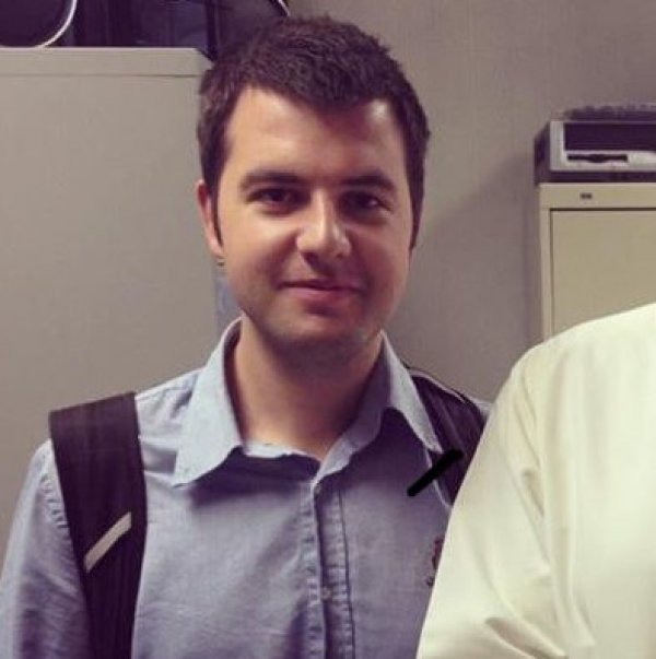 İstanbul'da bir doktor meslektaşını 30 yerinden bıçakladı