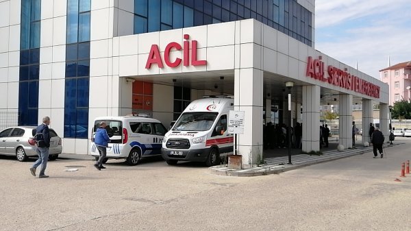 At arabası yüzünden kavga çıktı: 1'i bebek 4 yaralı