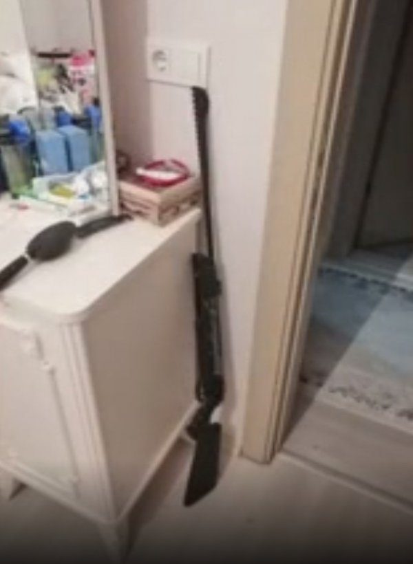 9 çocuğu havalı tüfekle vurdu