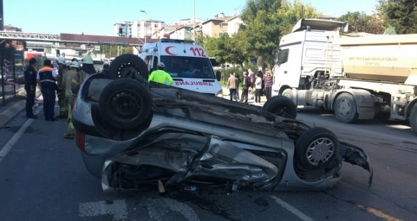 İstanbul'da yeşil ışığa yetişme kazası