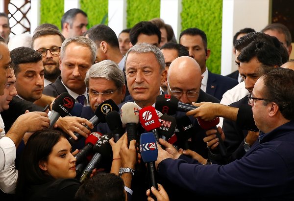 YPG'li teröristler, DEAŞ'lıları hapishaneden kaçırdı