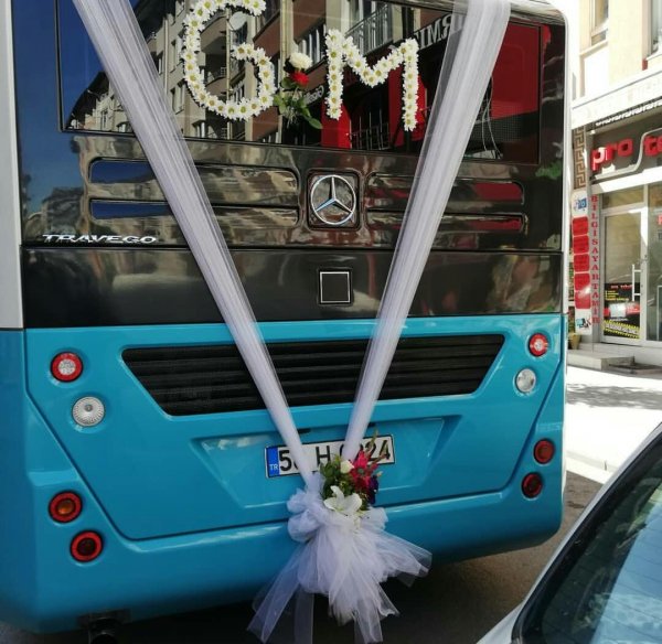 i Sivaslı çift halk otobüsünde tanışıp evlendi