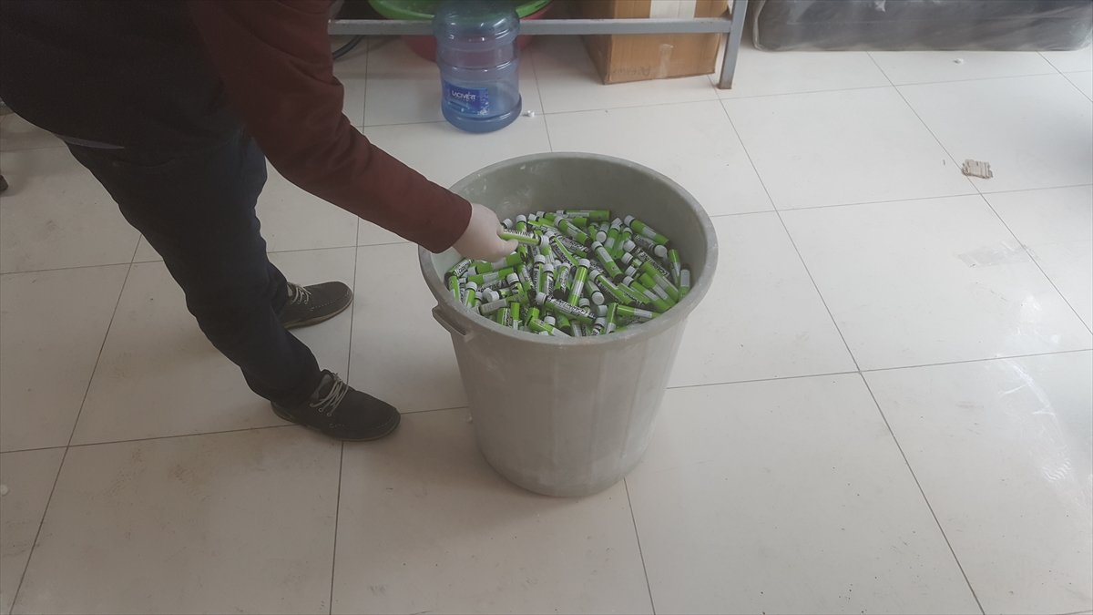 İstanbul'da sahte vücut geliştirme ürünü deposuna baskın