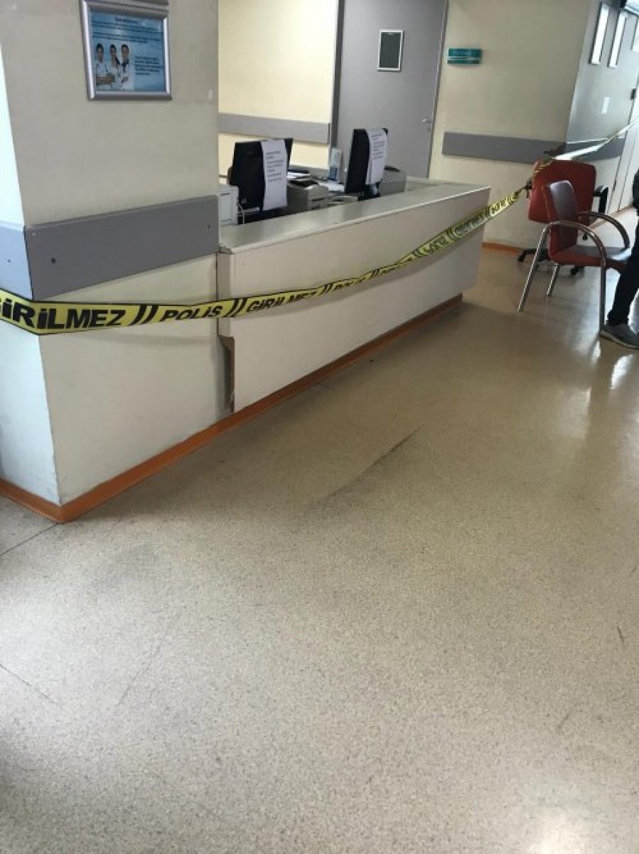 İzmir'de kendisine ilaç yazmayan dokturun boğazını kesti