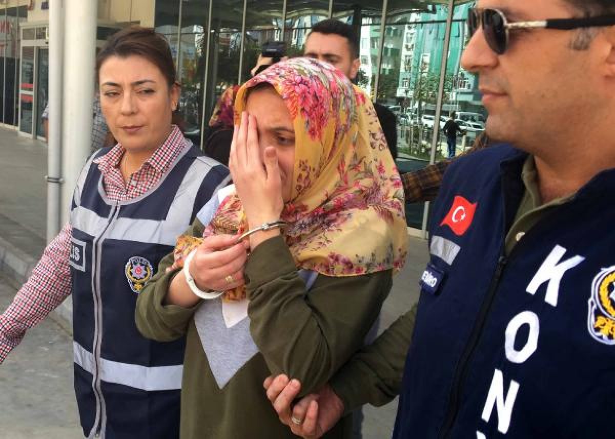 d Vicdansız anne, bebeğini boğarak öldürdü