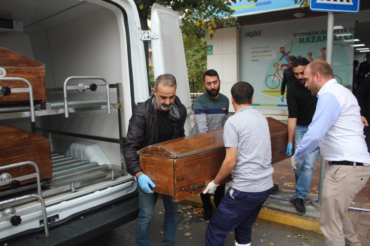 i Boşandığı eşini öldüren katil zanlısı uzaklaştırma almış