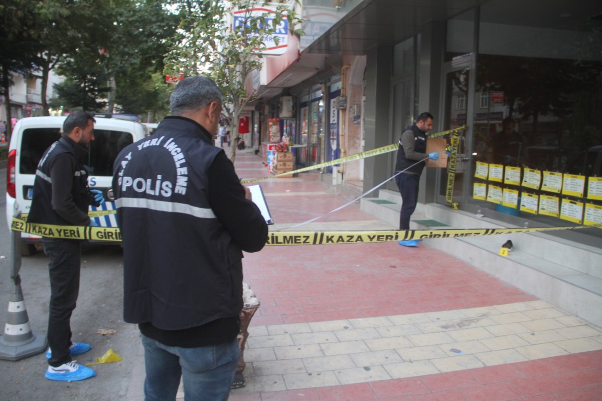 i Elazığ'da silahlı saldırı güvenlik kameralarına yansıdı