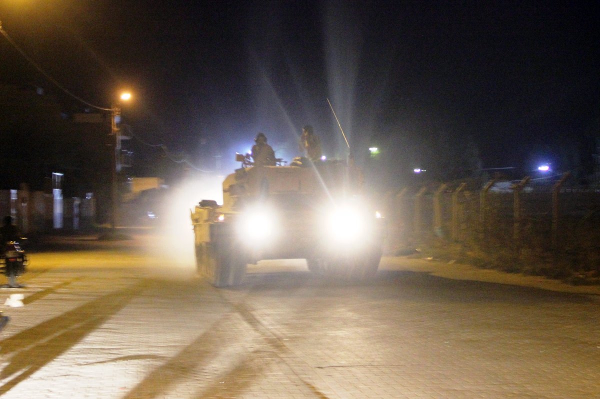 Suriye sınırına sevkiyatlar devam ediyor