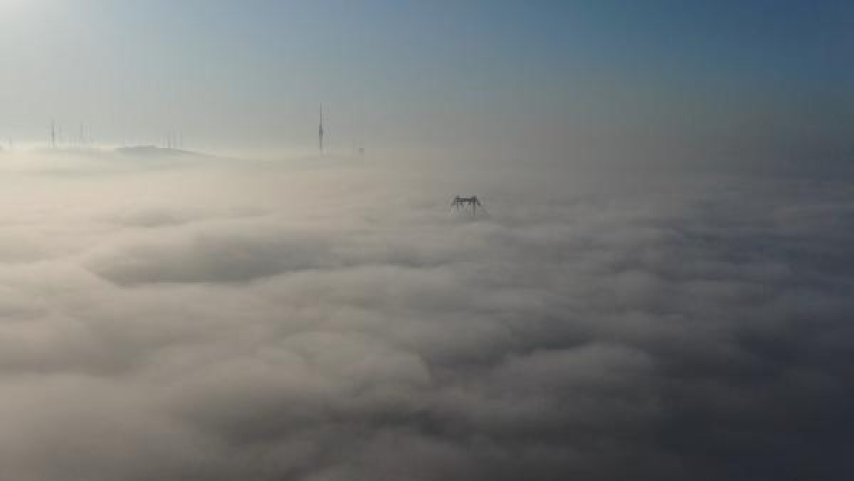 d İstanbul'u sis kapladı