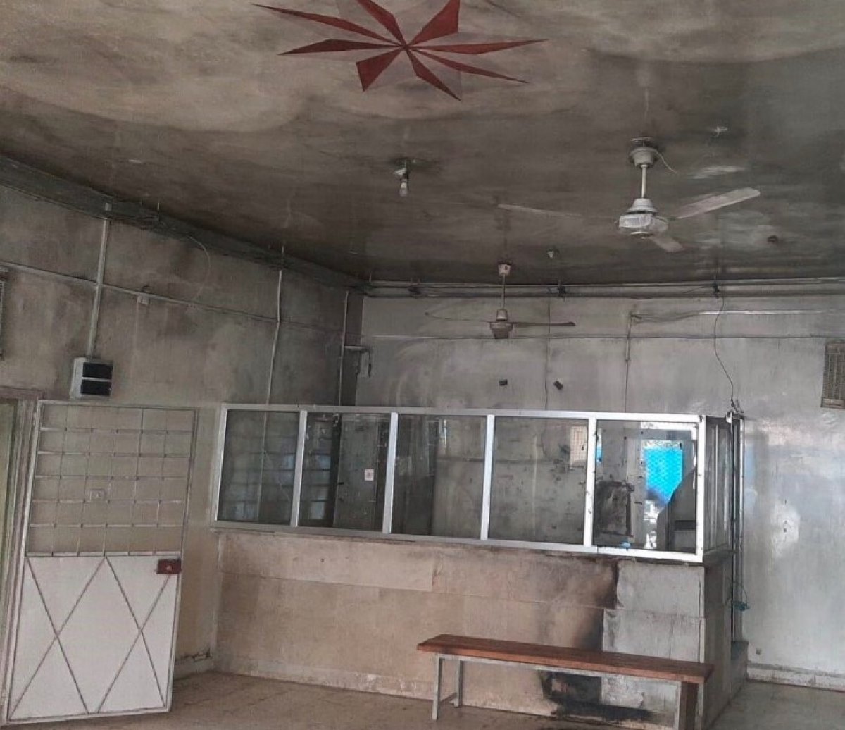 i Teröristler Tel Abyad Hastanesi'ni yaktı