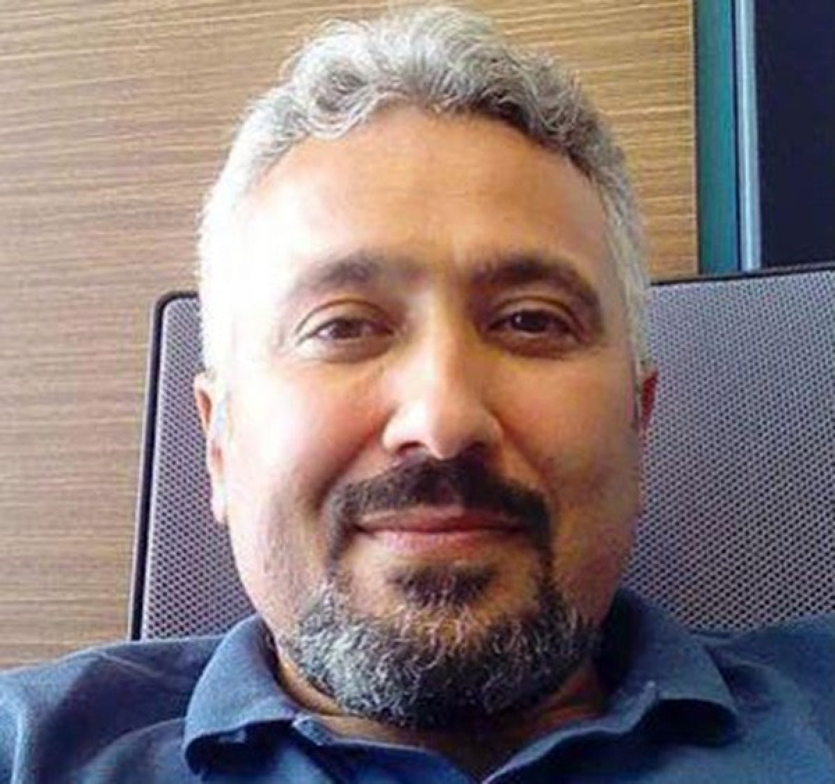 i Eski eşini ve yanındaki arkadaşını öldürüp intihar etti