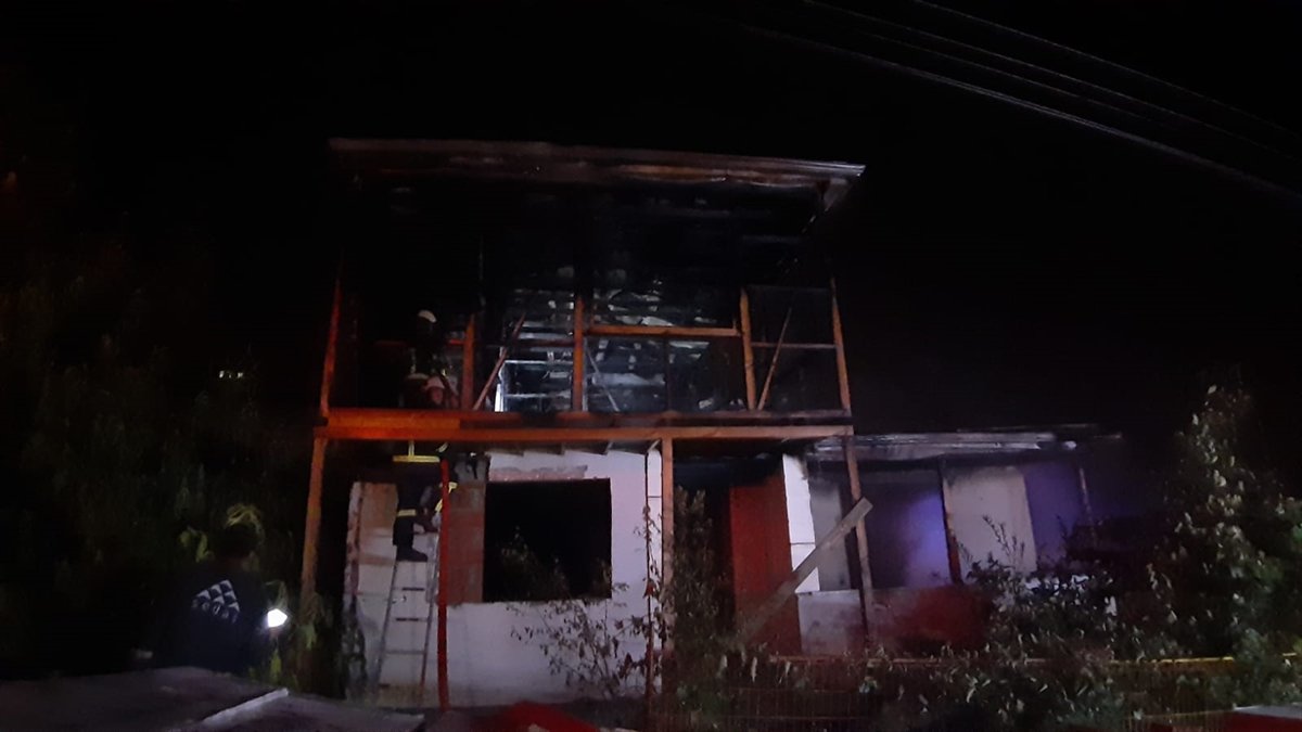 Gebze'de kayınpeder, gelininin evini ateşe verdi