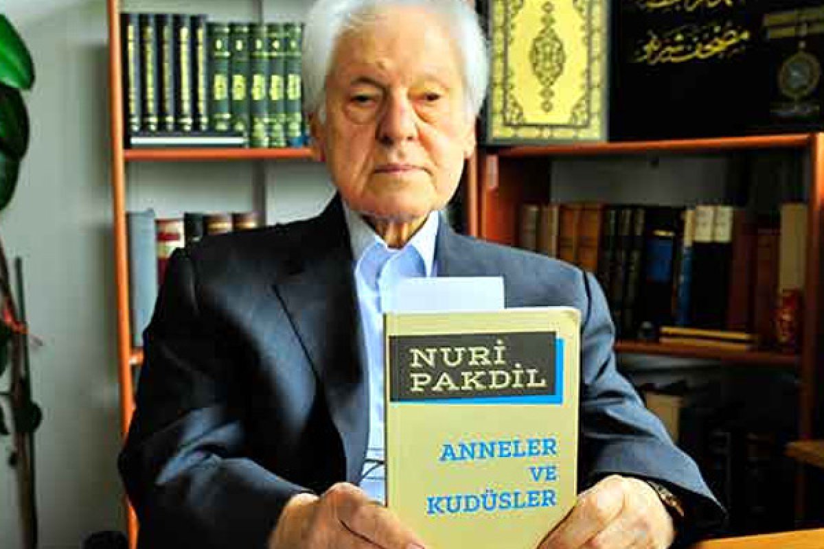 Nuri Pakdil kimdir? biyografisi Nuri Pakdil kimdir? biyografisi