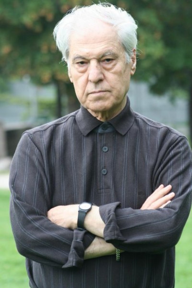 Nuri Pakdil kimdir? biyografisi Nuri Pakdil kimdir? biyografisi