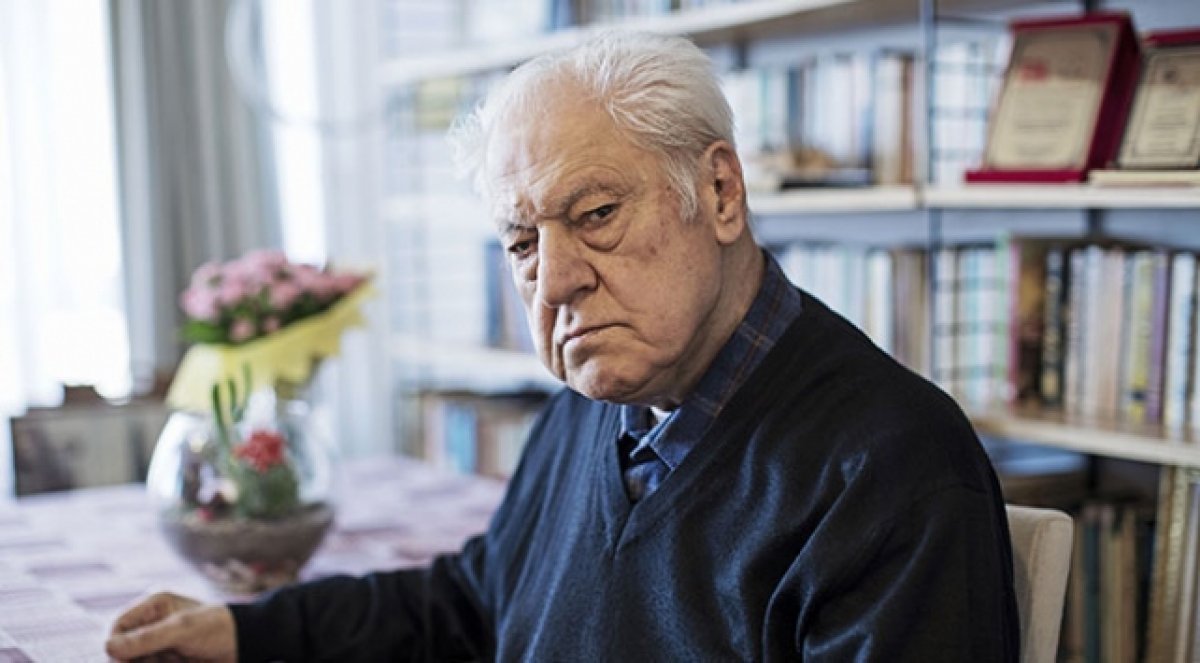 Nuri Pakdil kimdir? biyografisi Nuri Pakdil kimdir? biyografisi