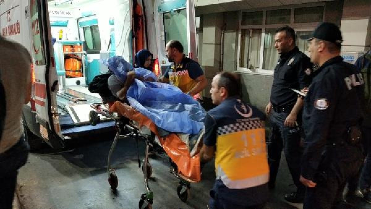 i İzmir'de alkollü şahıs dehşet saçtı