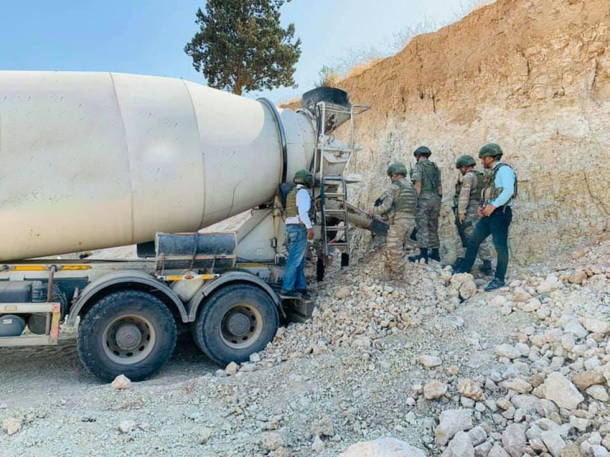 Tel Abyad'da teröristlerin tünellerine beton dökülüyor