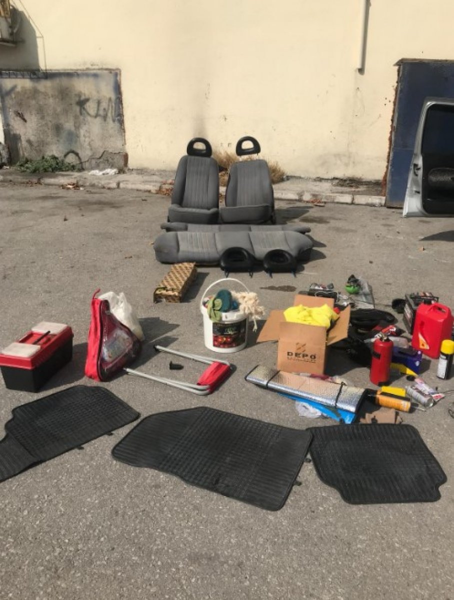 Hırsızlık çetesini dövme yakalattı